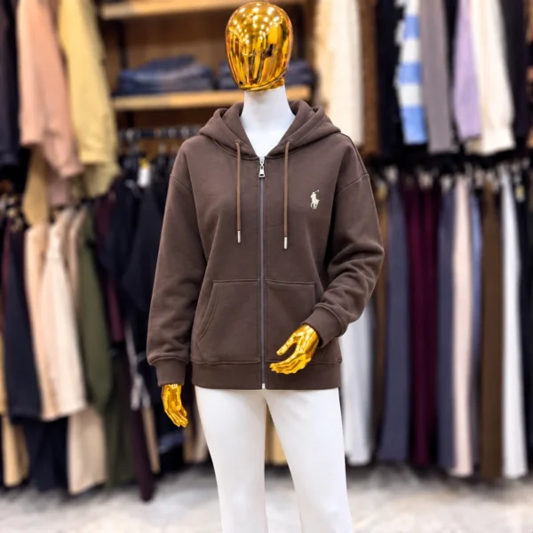 فاست Polo